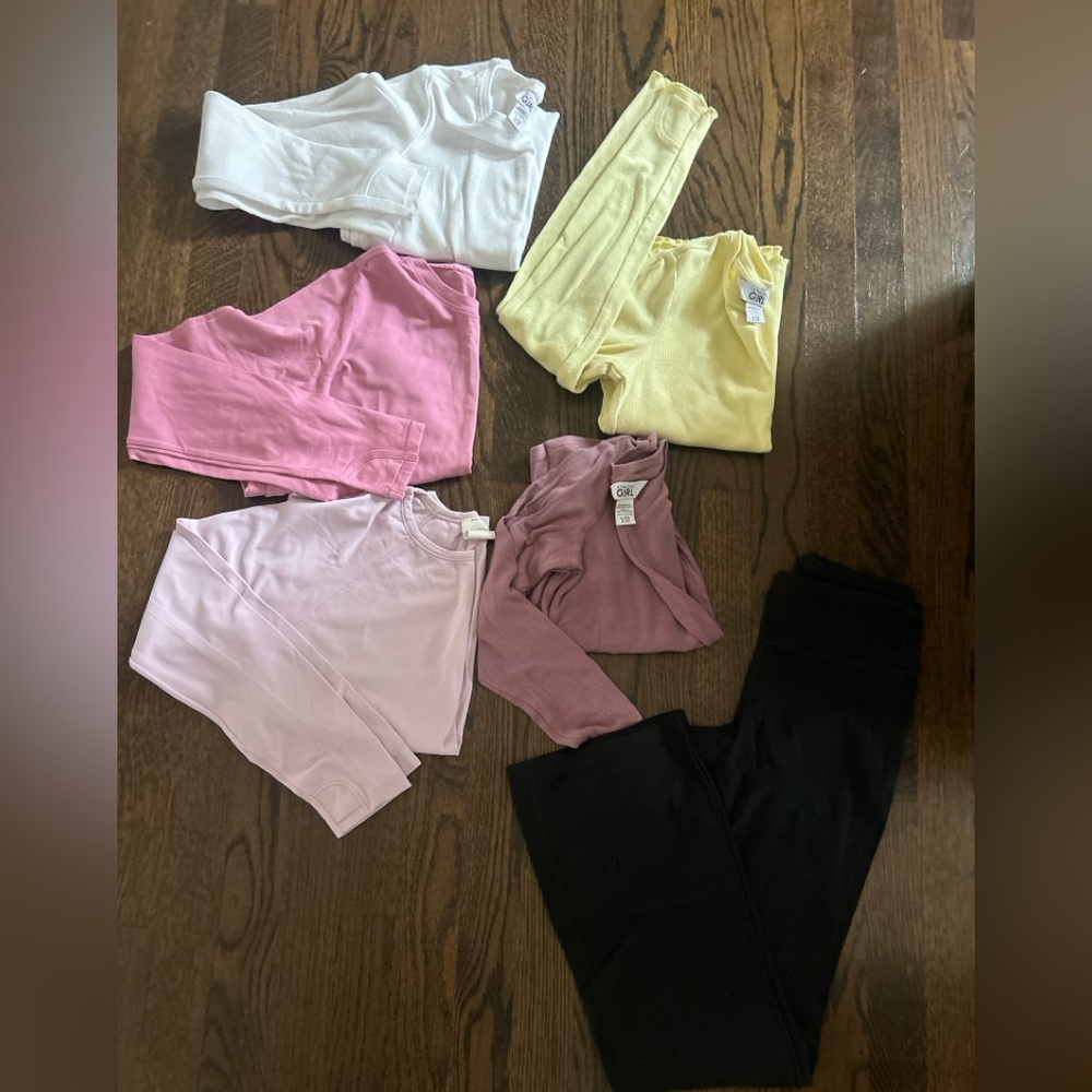 Athleta Girls Long Sleeve Tees Size L